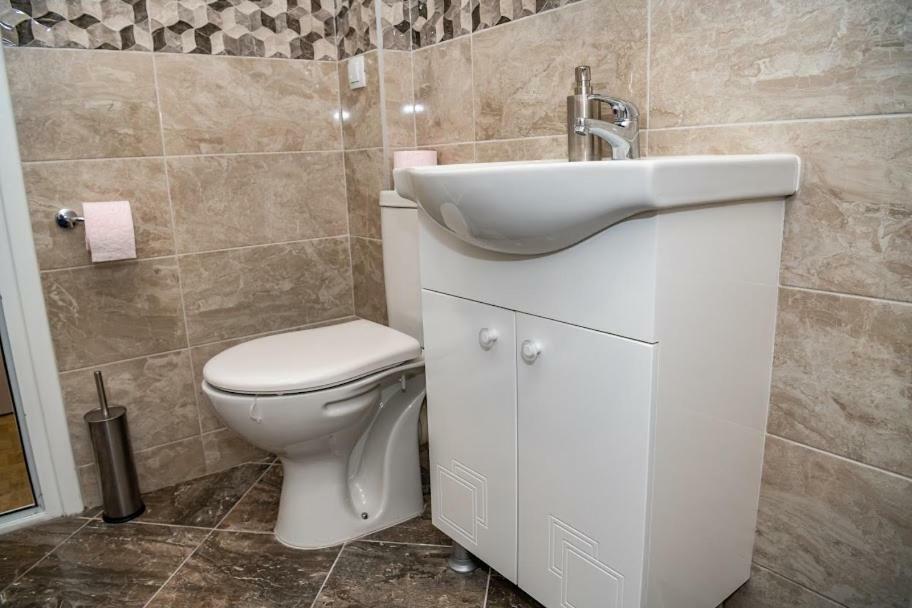 Apartment Vazrozhdenska Veliko Tarnovo Luaran gambar